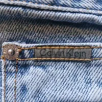 شلوار لی سفارش آمریکا، برند Lee و Calvin Klein