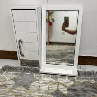اینه و کمد سرویس بهداشتی
