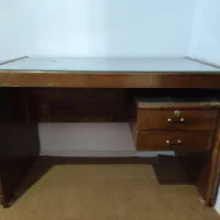 میز تحریر چوبی