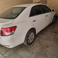 آریو سایپا مدل ۹۸ ( زوتی z300 ) بدون رنگ