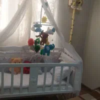 تخت ثابت و گهواره ای ایسیز