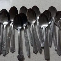 قاشق وچنگال و۰۰