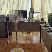 فروش تعدادی میز و صندلی اداری در حد نو