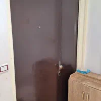 درب ورودی ساختمان