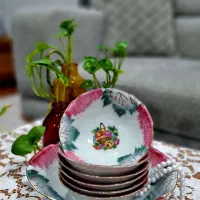 ظروف سورمه ای و گلسرخی قدیمی