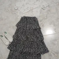 تعدادی لباس و کتونی شیک برای فروش