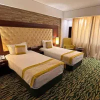 سوئیت شیک تمیز لیدروراهنماگردشگرهمدان هستم