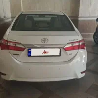 تویوتا کرولا مدل ۲۰۱۵ در حد صفر