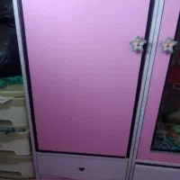 کمد صورتی کودک دکور و جالباسی
