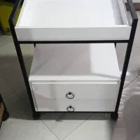 تخت و پاف و ترولی کلینیک تمیز در حد نو