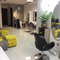 اجاره میز ناخن،صندلی و تخت مژه