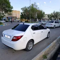 دنا پلاس مدل1400 معاوضه دارم ۲۰۷شاهین
