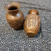 گلدان قدمت دار
