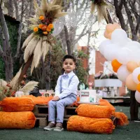 آتلیه عکاسی کودک و بزرگسال