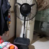 مه پاش فنگدا مدل B8 در حد نو