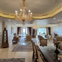 ۲۰۰متر/۲ساله/سازه سوپر لاکچری/۳پارکینگ/بلوار بعثت