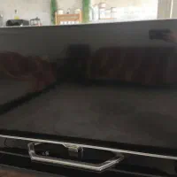 تلویزیون 47 اینچ مارک TCL درحد نو