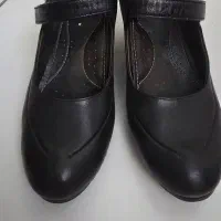 کفش چرم و کفش راحتی