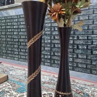 گلدان چوبی با گل