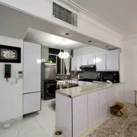 آجودانیه ۱۳۵ متر ۲خواب طبقه۳  ۲پارکینگ