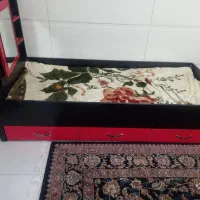تخت خواب یک نفره