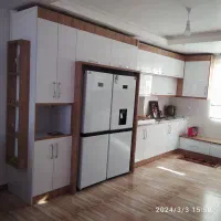 فروش انواع کابینت،کمد دیواری،و جاکفشی.