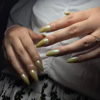ترمیم ناخن و کاشت با فرمر ژل