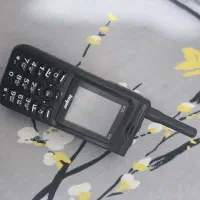 گوشی دکمه ای سه سیمکارت