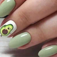 کاشت ناخن بمدت محدود ۳۰۰ تومن