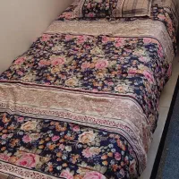 رو تختی تک نفره