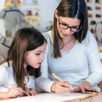 تدریس زبان انگلیسی آنلاین در کمتر از یکسال