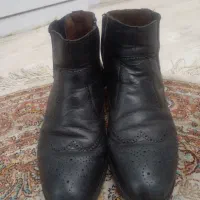 کفش مردانه یا زنانه تمام چرم سایز ۴۱ بزرگ پا