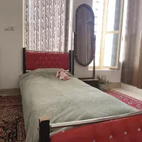 تخت خواب یک نفره