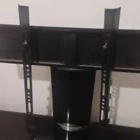 میز تلویزیون شیشه ای