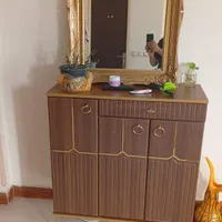 جاکفشی و اینه