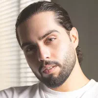 دوعدد بلیط کنسرت حامیم همکف ردیف ۸ ساعت ۲۲.۳۰