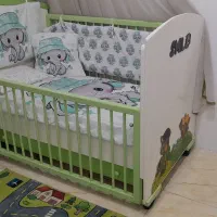 سرویس چوب تخت و کمد کودک همراه تشک