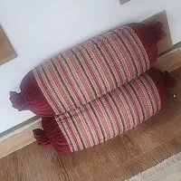 تعدادی بالش سنتی هرکدوم ۵۰۰ هزارتومن