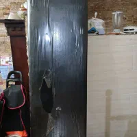 تخت مژه و صندلی