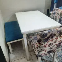 میز غذاخوری ۴ نفره