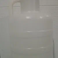 دبه ۱۰ کیلوی در حد