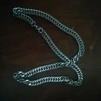 گردنبند|بدلیجات|سبزوار, قصبه غربی|دیوار