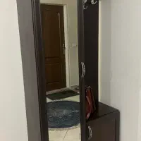 جاکفشی و جا لباسی