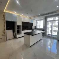 85متری-خوش-چیدمان-ورودی-از-لابی
