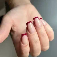 کاشت‌ناخن‌ومژه