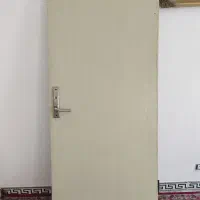 درب چوبی اتاق و سرویس