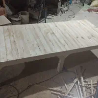 تخت شش پایه