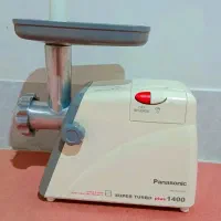 یک عدد چرخ گوشت