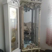 بوفه و ساعت