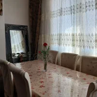 ناهارخوری شش نفره